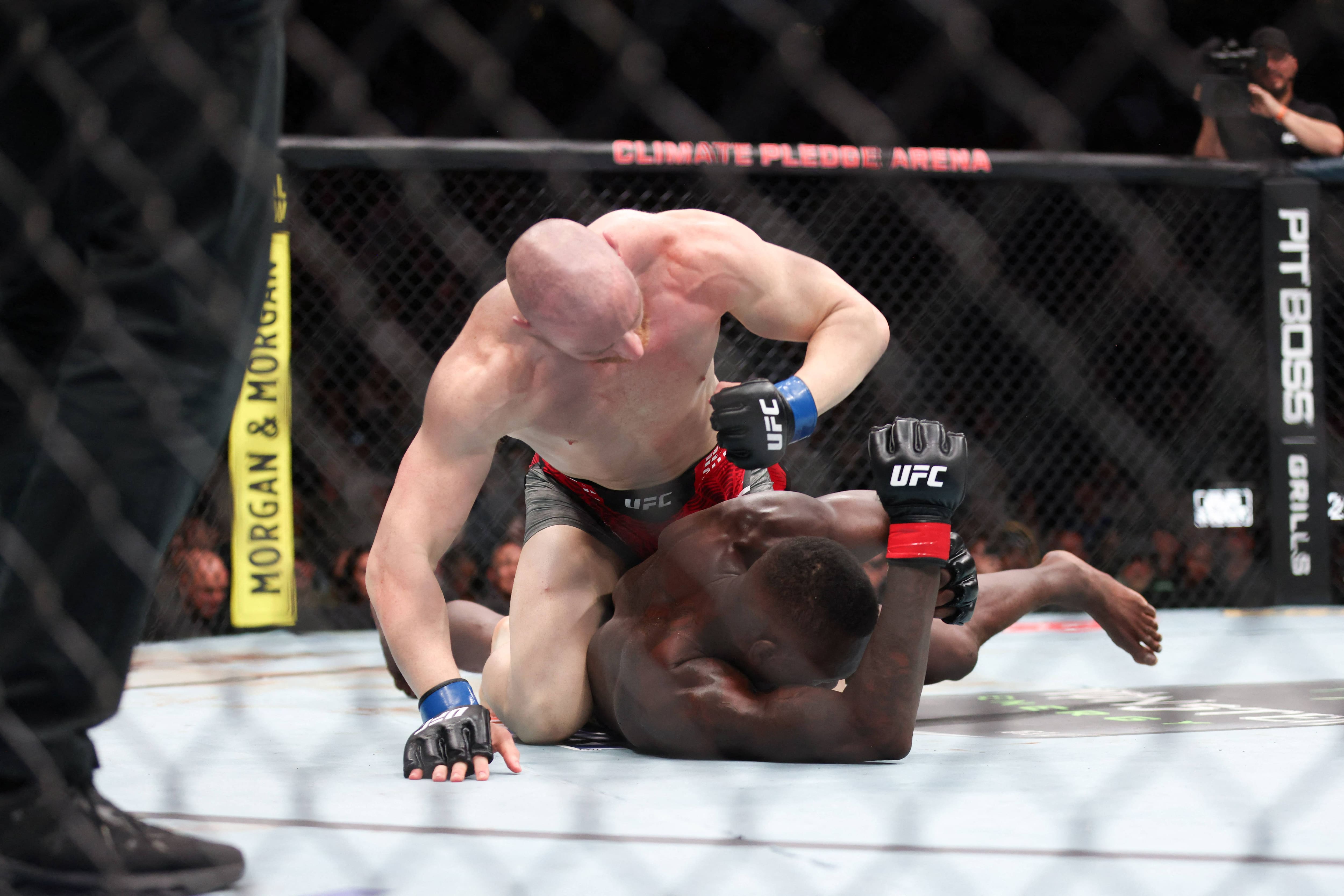 SOS Podcast: Héritage entaché pour Adesanya et performance épique pour Grasso