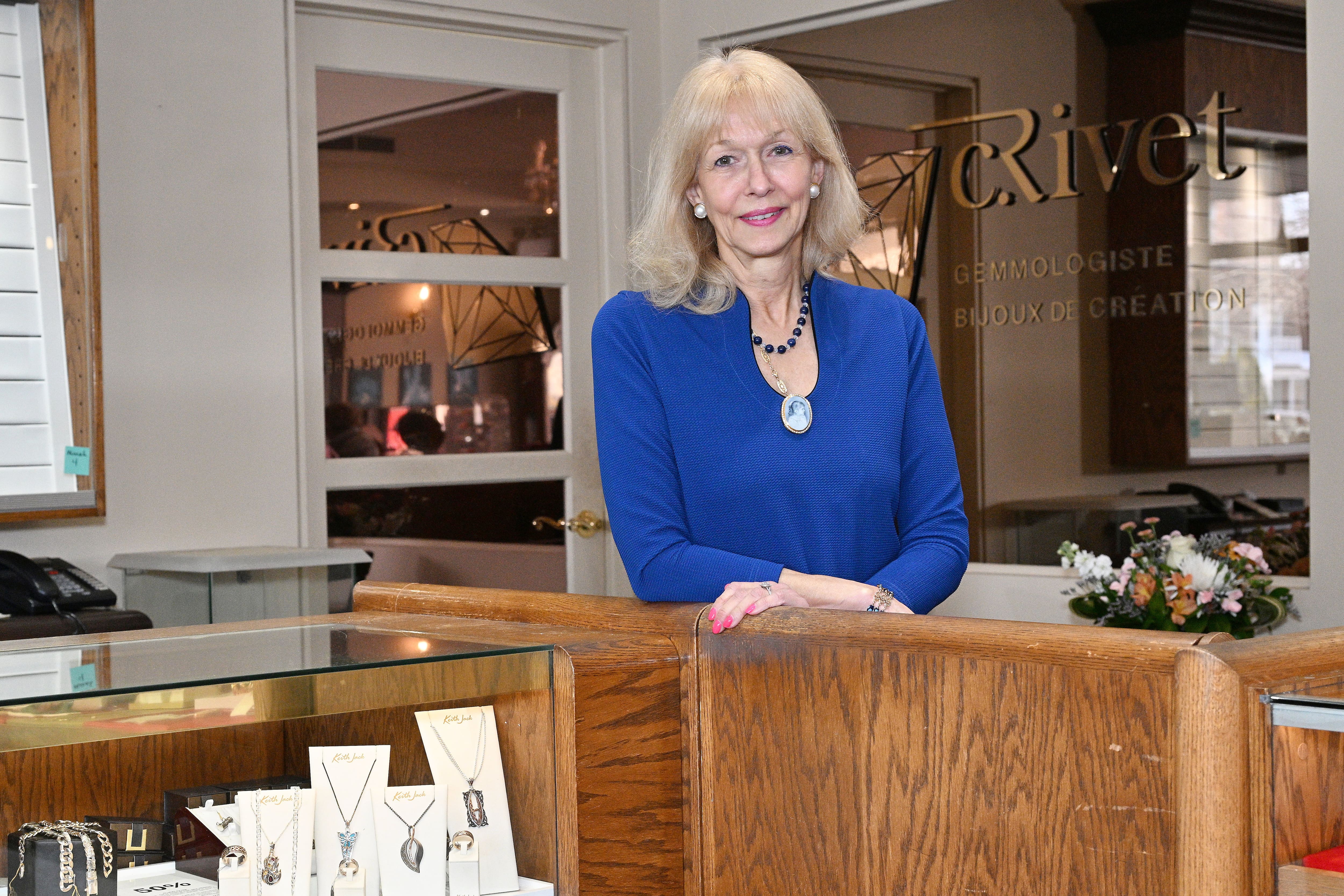 &laquo;On verse des larmes avec certaines clientes&raquo;: fin &eacute;motive pour la bijouterie Rivet