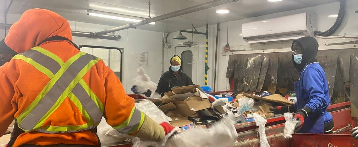 Déjà des travaux à faire au nouveau centre de tri de Montréal