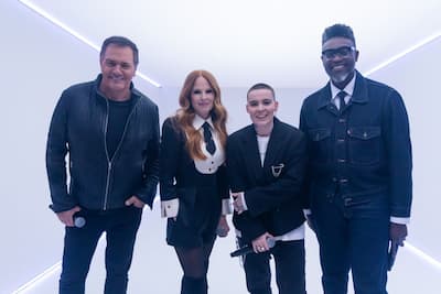 Los entrenadores Mario Pelchat, France D'Amour, Roxane Bruneau y Corneille en el rodaje de la undécima temporada de “La Voix”.