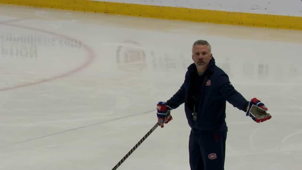 Insatisfait, Martin St-Louis arrête l'entraînement du CH à deux reprises