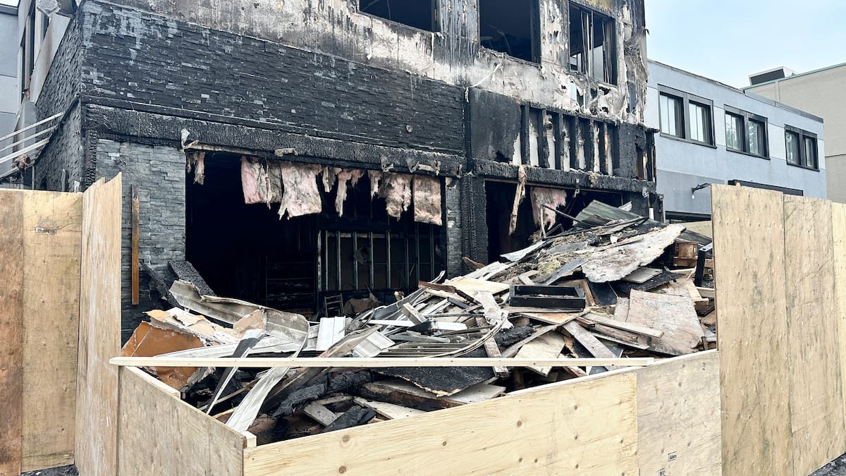 Incendie criminel à Montréal: un restaurant casher rasé par les flammes