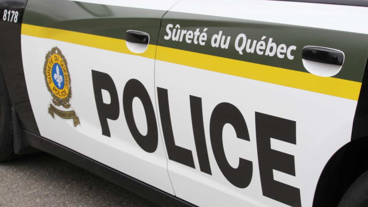 Rivière-du-Loup: ivre au volant, il fonce dans un muret et prend la fuite
