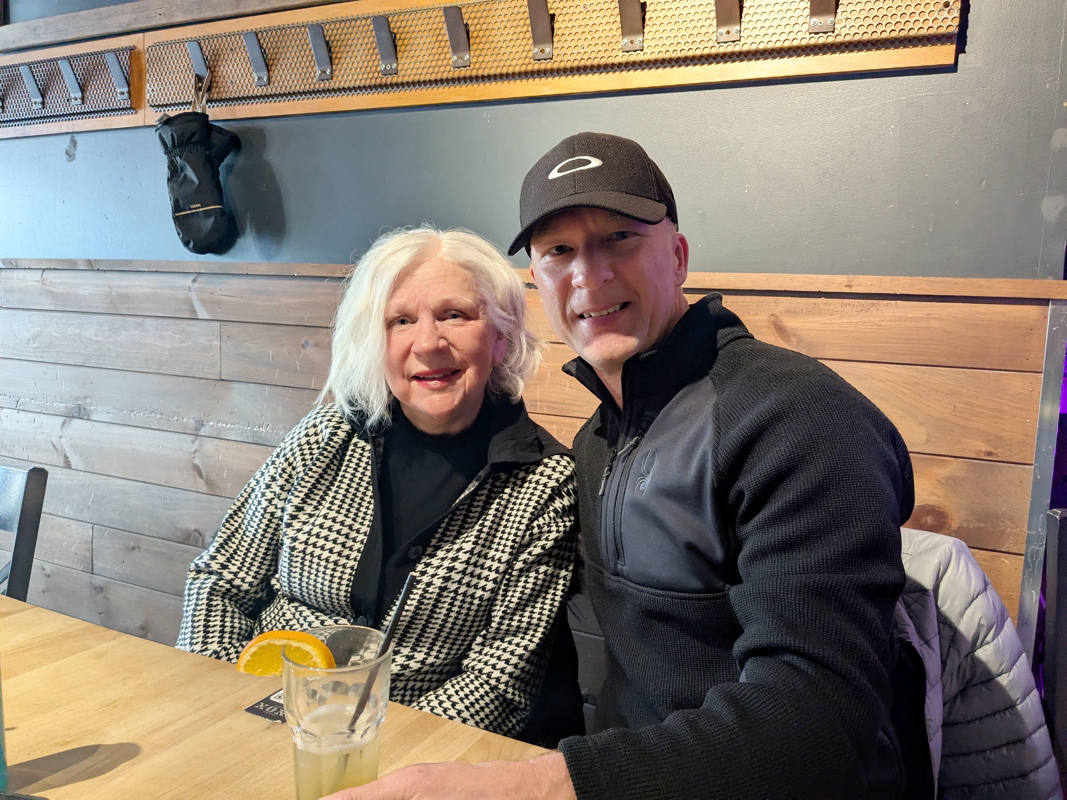 முடிவு கனடா C.Etats-Unis: De la Française des le Livre du Soleil