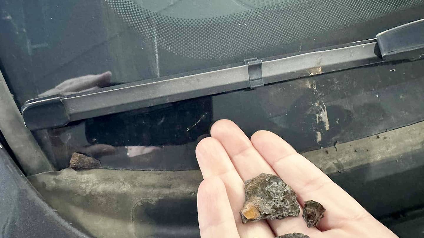 Détérioration du pont de Québec: des débris tombent sur sa voiture
