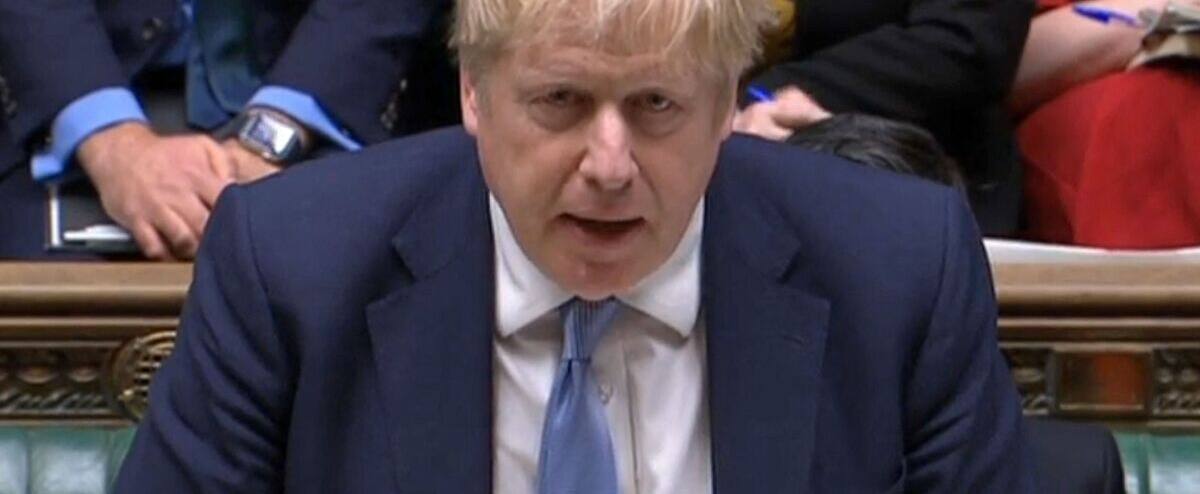 COVID-19: Boris Johnson veut mettre fin à l’isolement des cas positifs dès fin février