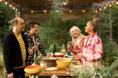 Dr. François Marquis, Jean-Philippe Dion, Joe Bocan y Kim Lévesque-Lizotte en uno de los programas de