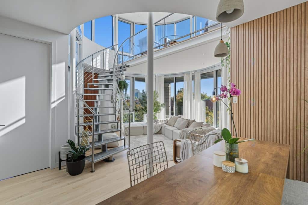 Penthouse deux étages avec terrasse à vendre 