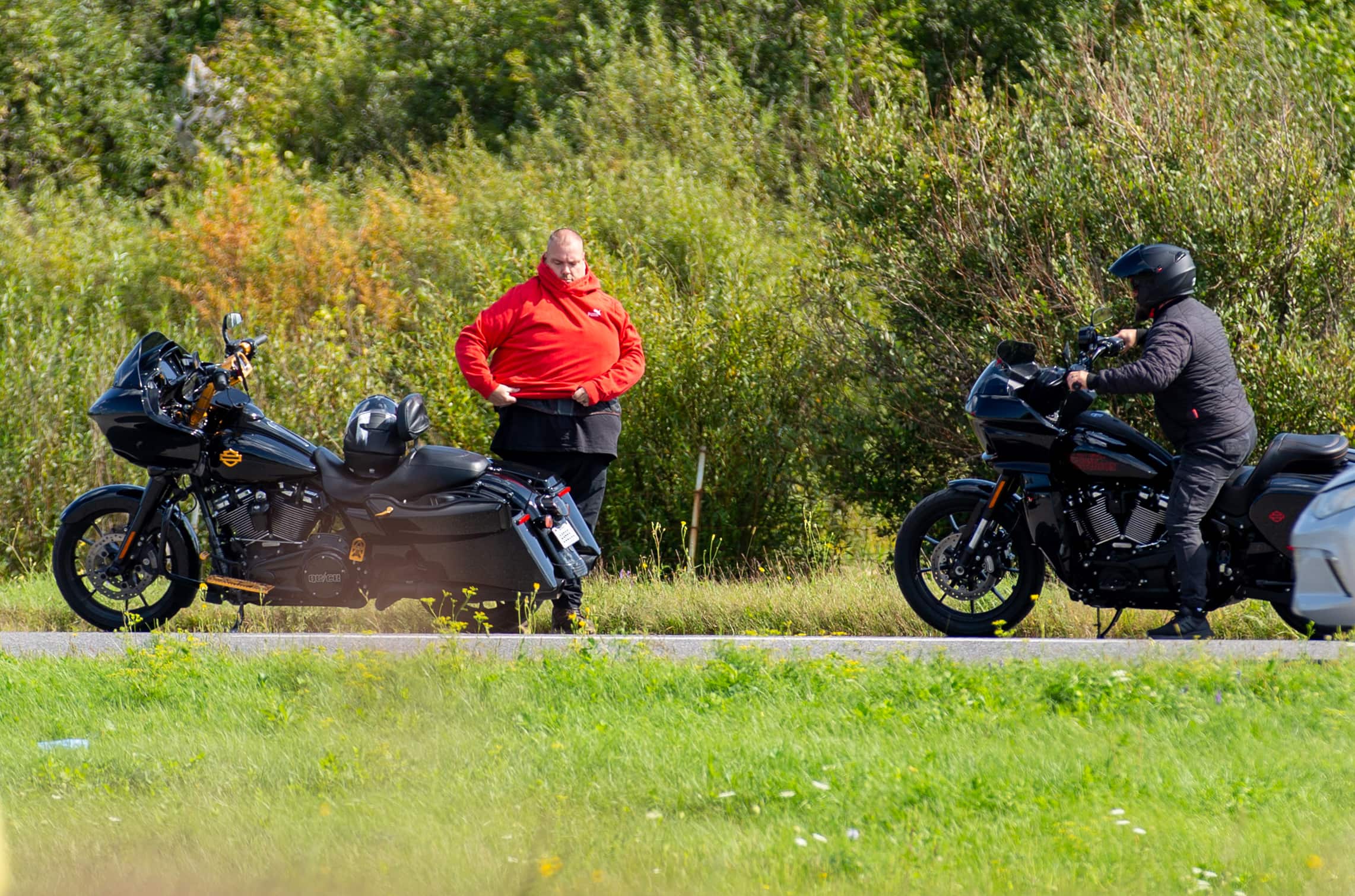 Les deux hommes ont pu reprendre la route une fois que leurs patchs ont été cachées.