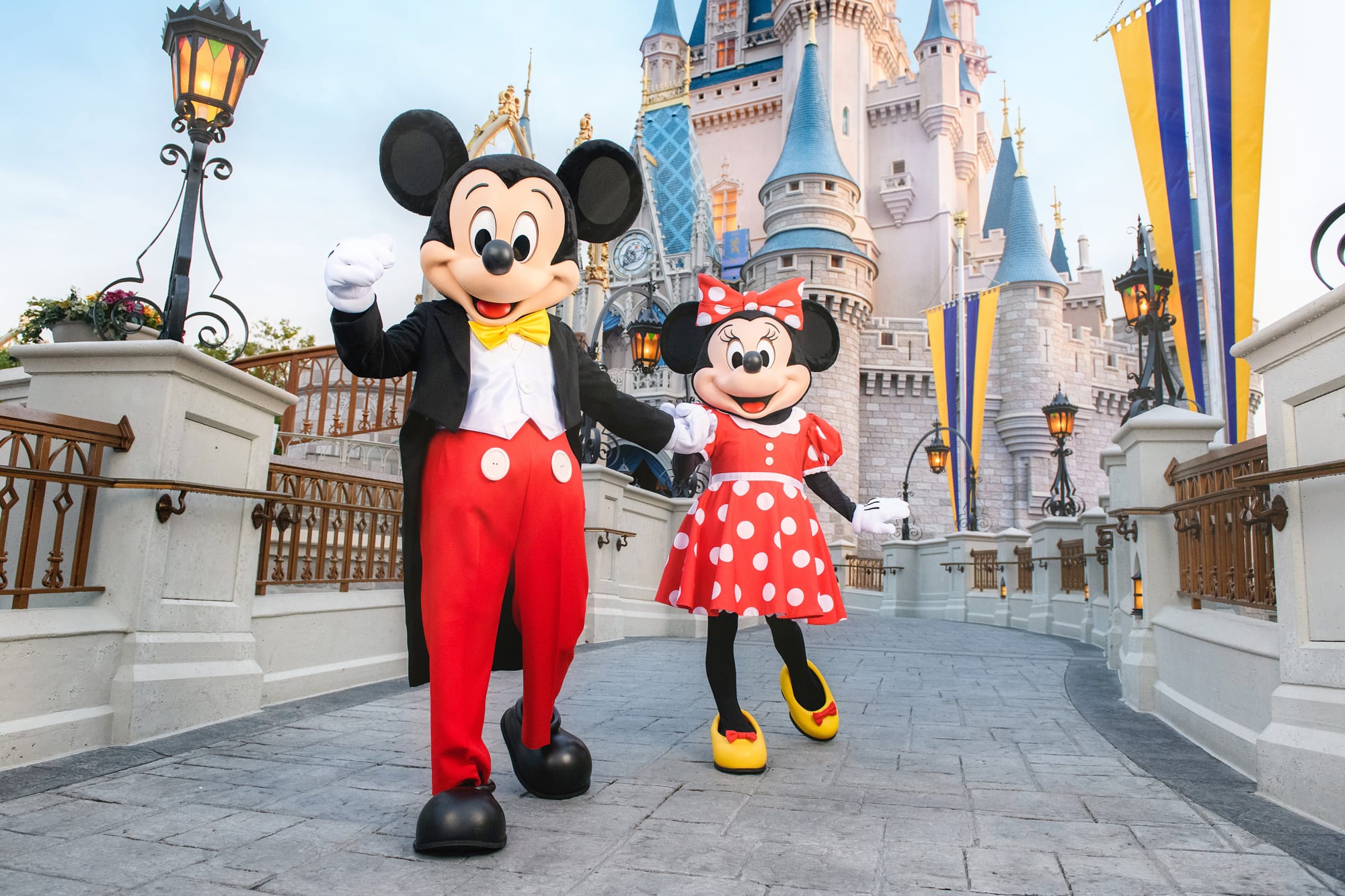 Une famille sur deux qui va dans un parc Disney revient endett&eacute;e
