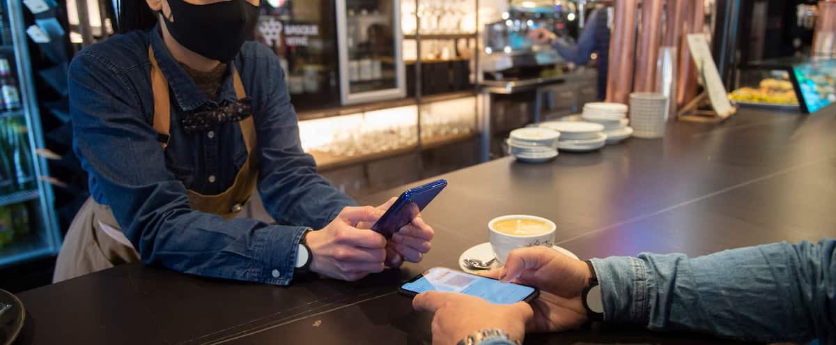 Avec Omicron, la fin de la pandémie est «plausible»