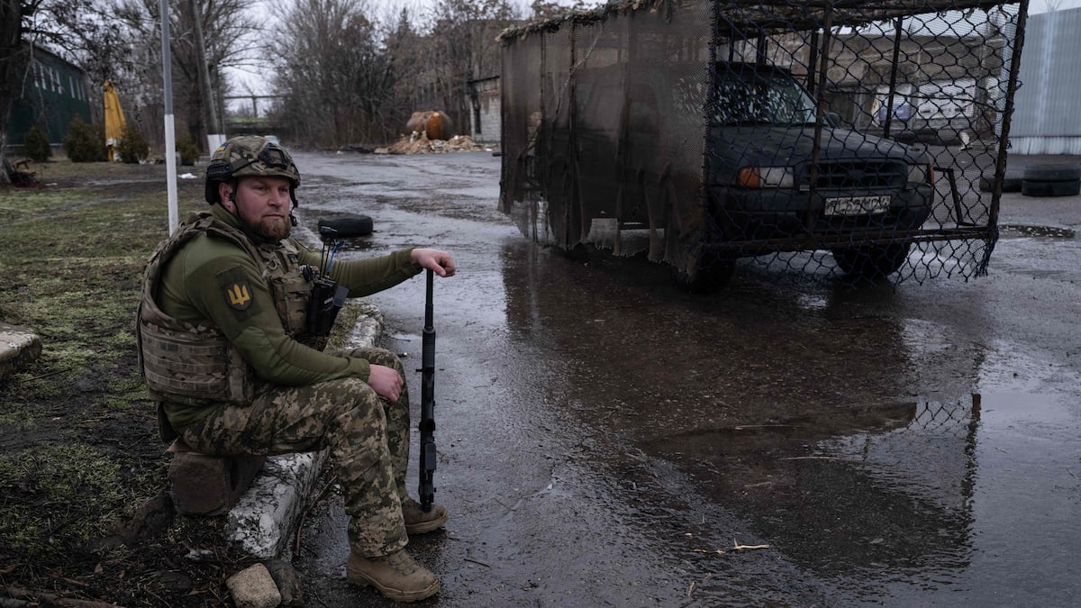 La Russie dit avoir remis un millier de dépouilles de soldats ukrainiens à Kyïv