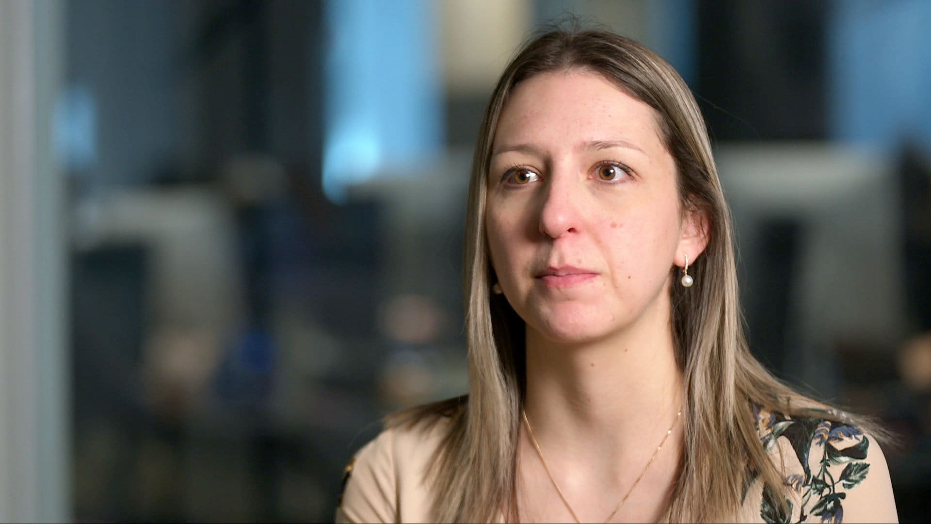 Andréanne Bergeron est professeure associée à l'École de criminologie de l'Université de Montréal et chercheuse en cybersécurité chez Flare. Elle se spécialiste dans le comportement des attaquants et des victimes en ligne.