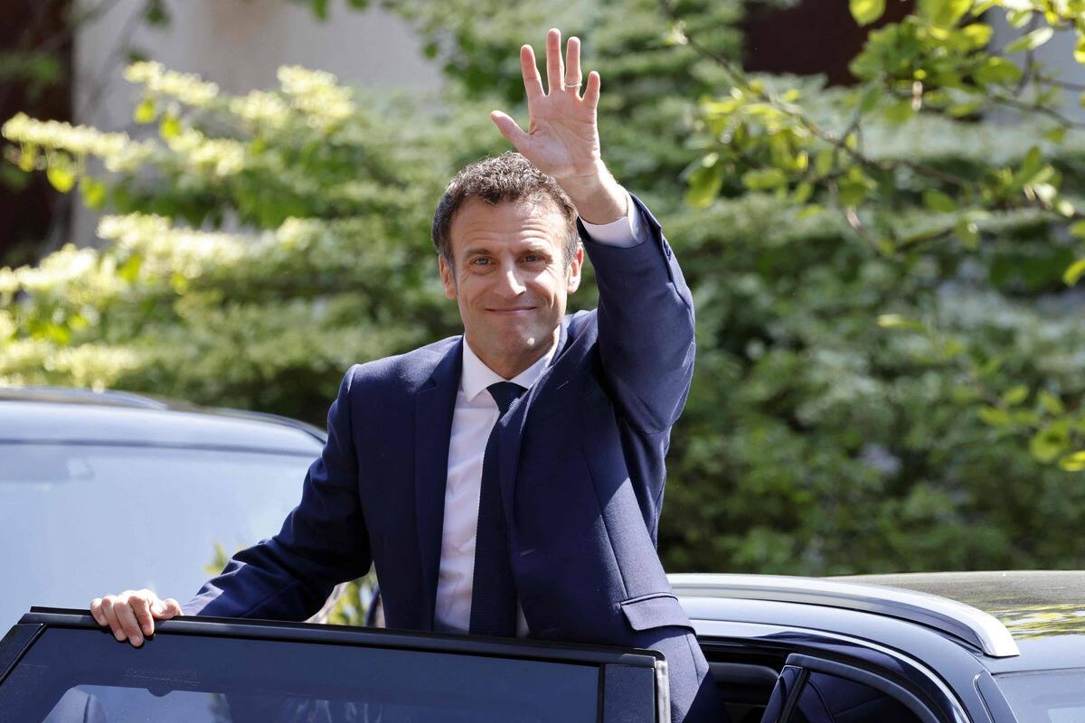 EN DIRECT | Macron obtient un deuxi&egrave;me mandat pour diriger la France