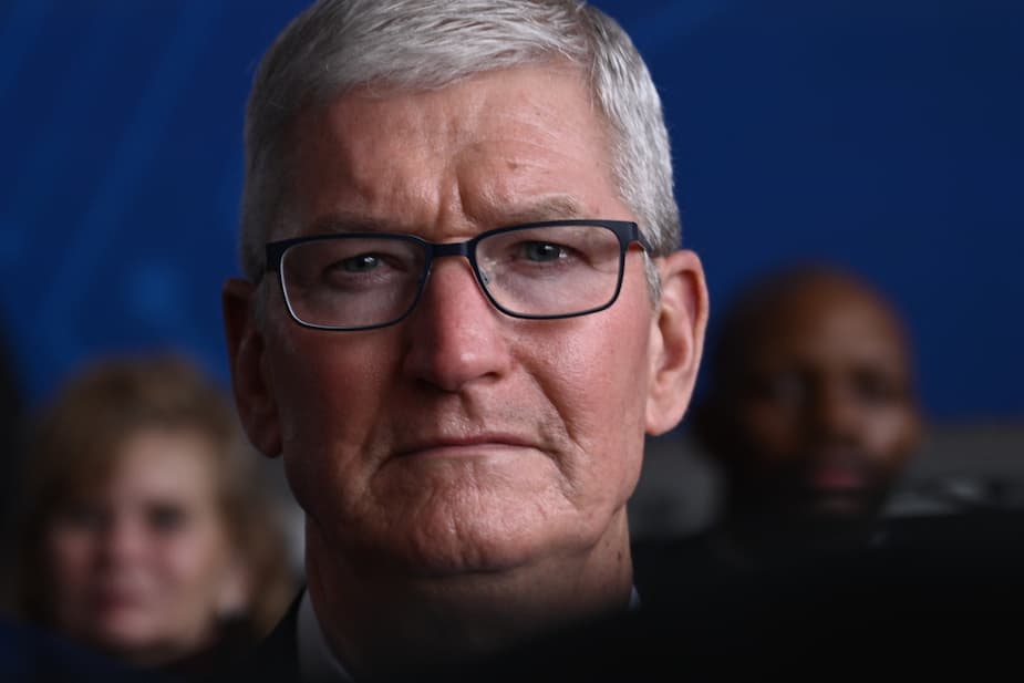 Image principale de l'article Le PDG d’Apple coupe son salaire de 40%