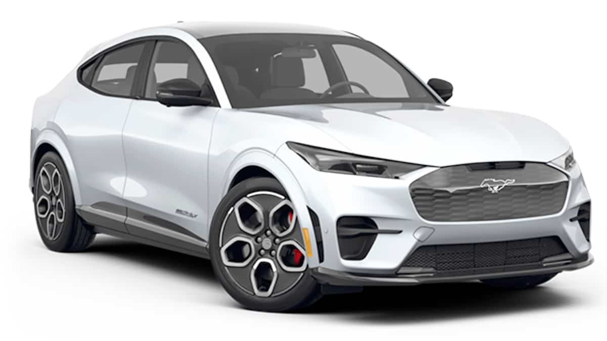 Aucun rapport sur la voiture de 100 000$ que la police de Laval voulait «tester»