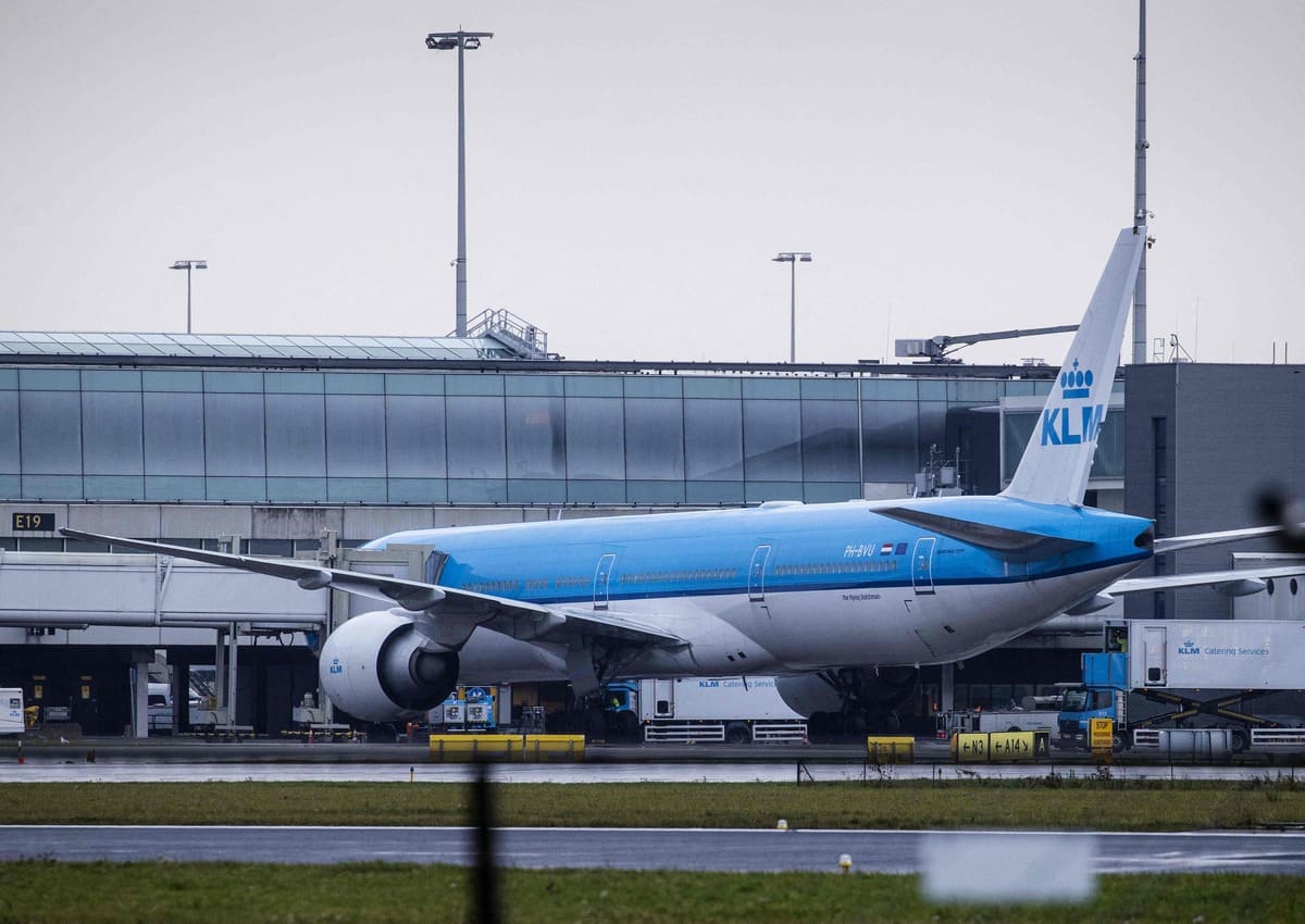 Hantavirus: une hôtesse de l'air de KLM en cours de dépistage