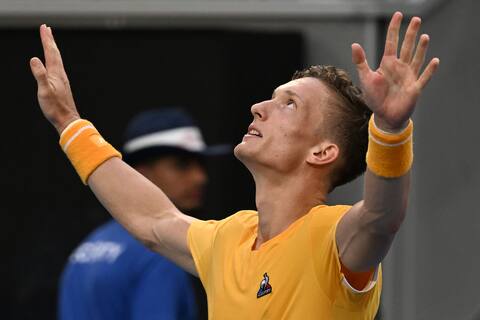 It's over for Félix Auger-Aliassime in Melbourne