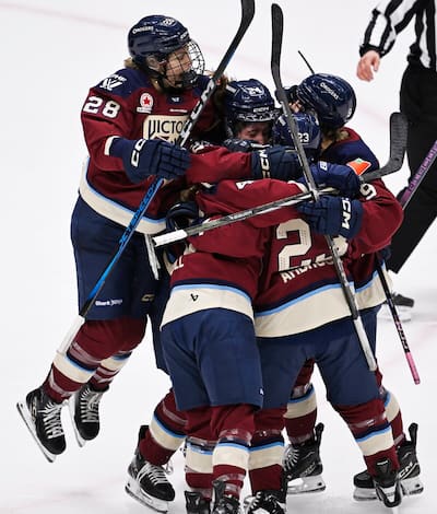 Una ola de amor recorre a los quebequenses de la victoria