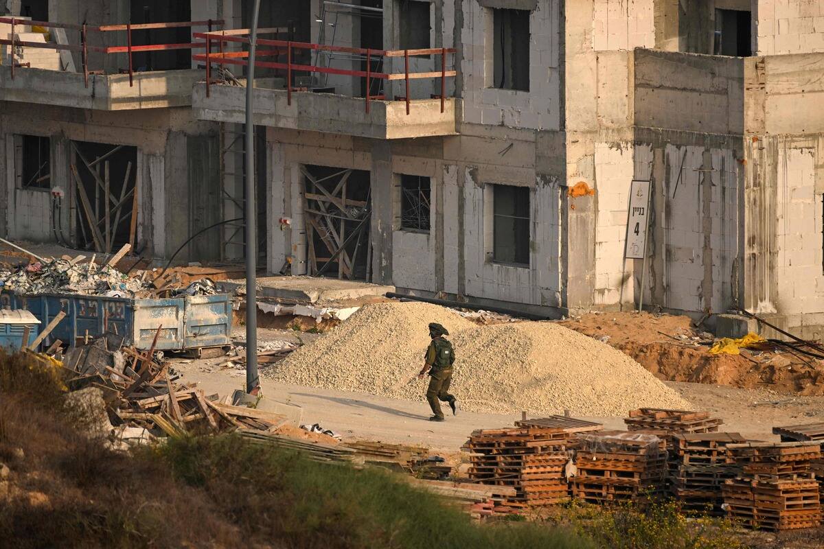 L'arm&eacute;e isra&eacute;lienne annonce avoir achev&eacute; &laquo;l'encerclement&raquo; de la ville de Gaza