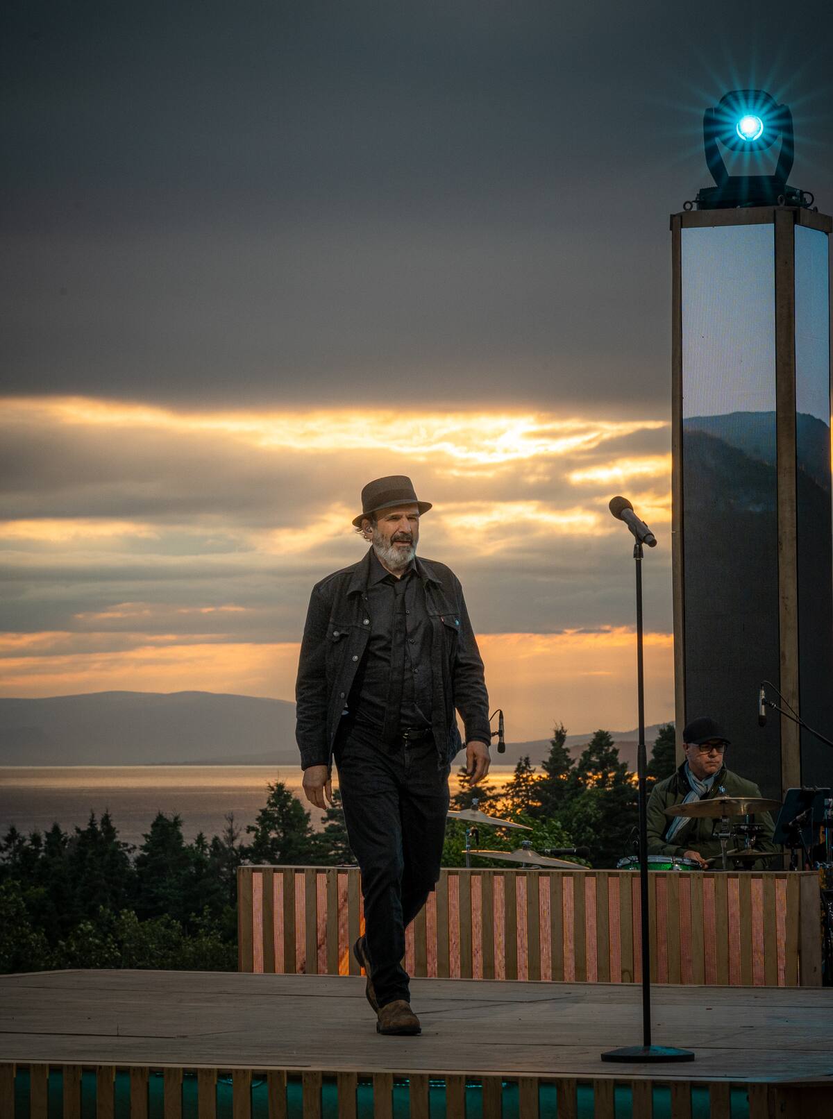 Pierre Flynn s’offre un nouveau spectacle solo pour souligner ses 50 ...