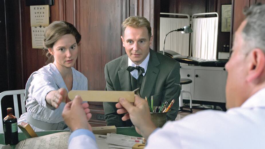Laura Linney et Liam Neeson.