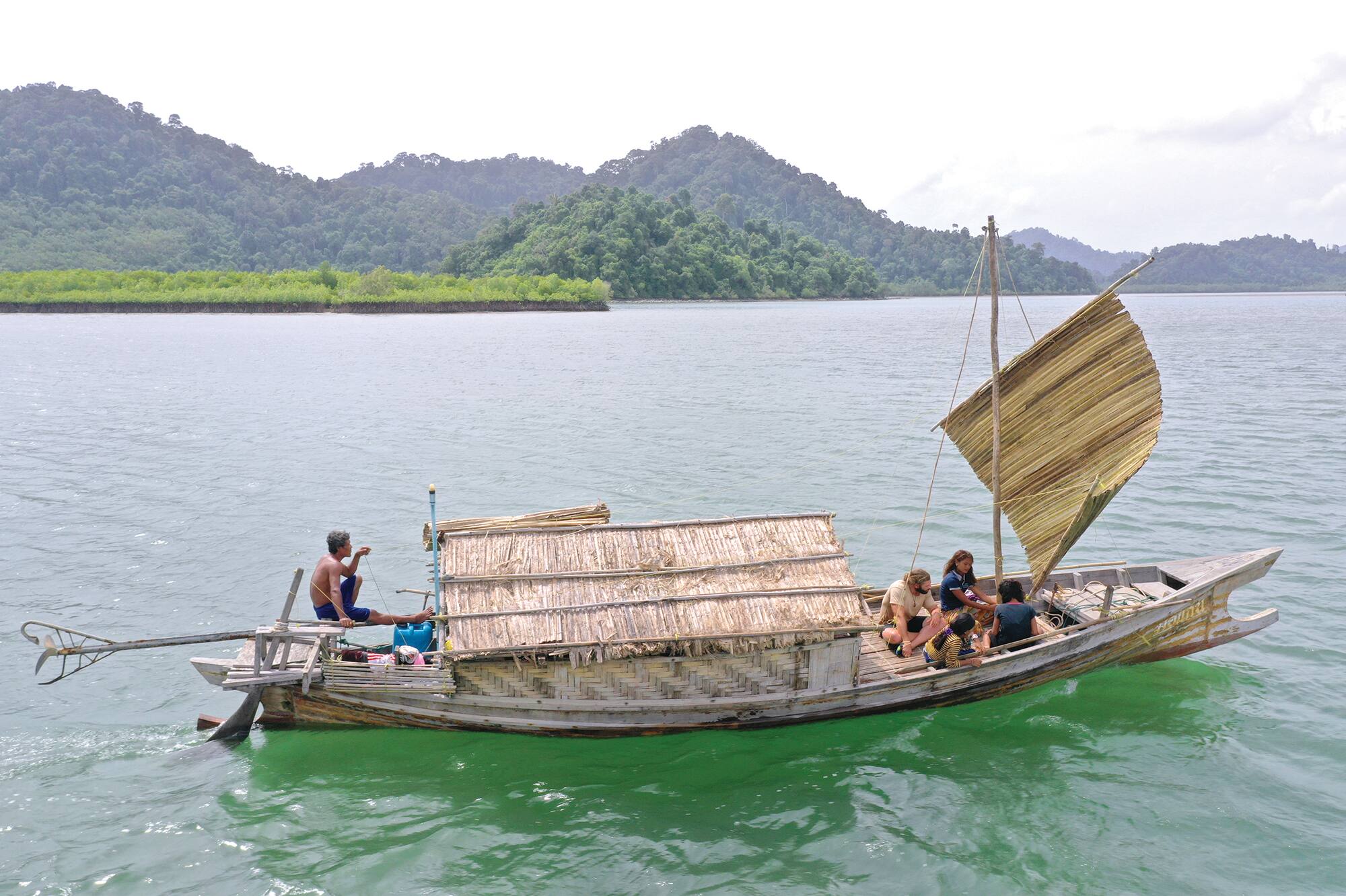 Les Mokens passent leur vie à voguer sur les mers de Thaïlande.
