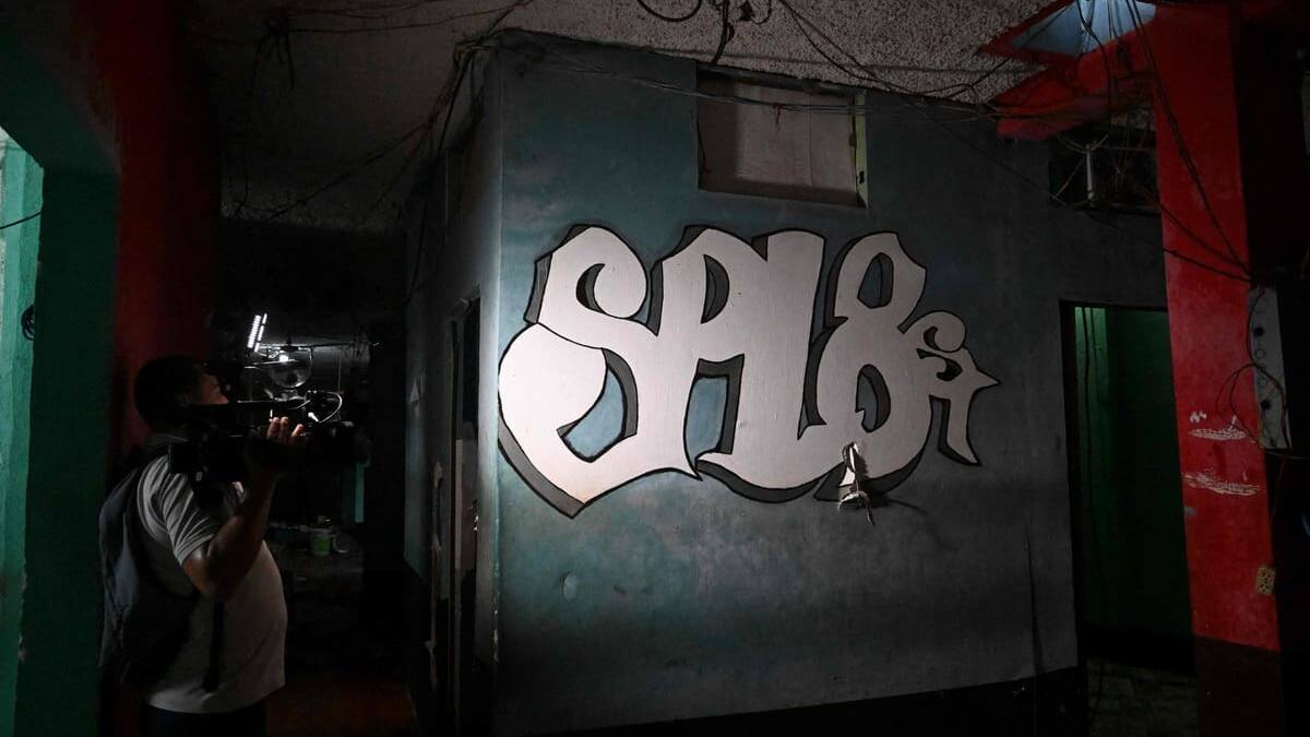 PHOTOS | «C'est une prison, PAS des vacances»: cet établissement carcéral était sous le contrôle d'un gang redoutable