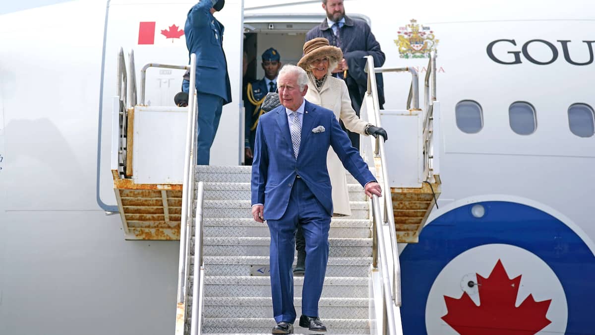 EN PHOTOS | Le prince Charles et son épouse Camilla entament leur visite au Canada