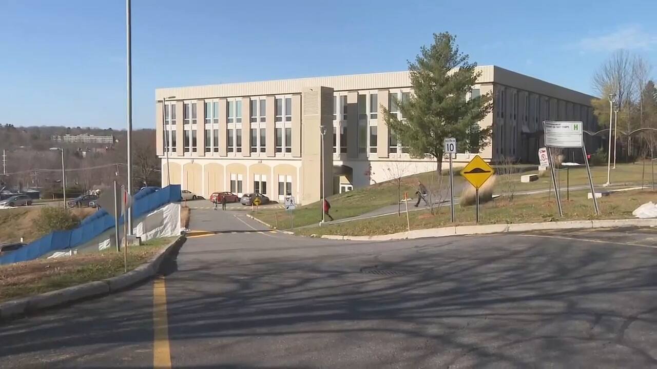 Malgre La Covid 19 Le Taux De Decrochage Recule Dans Les Cegeps De Granby Et De Sherbrooke Jdm