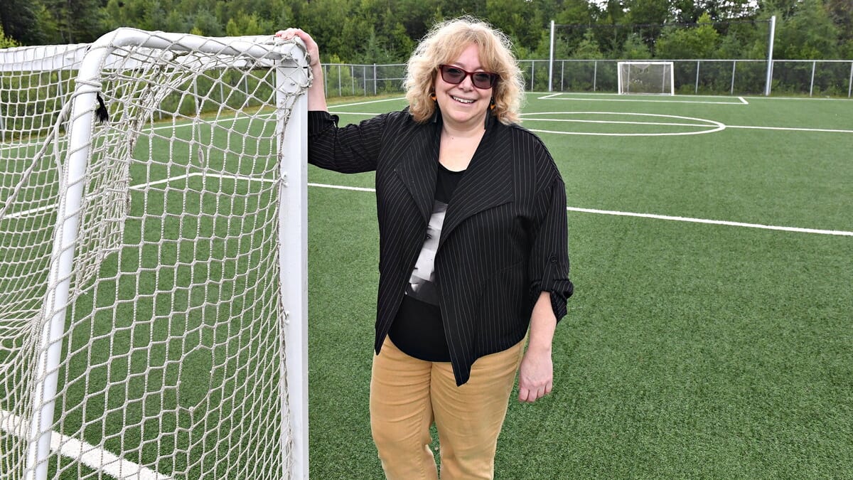 Un tout nouveau terrain de soccer pour la pire cour d’école de Québec