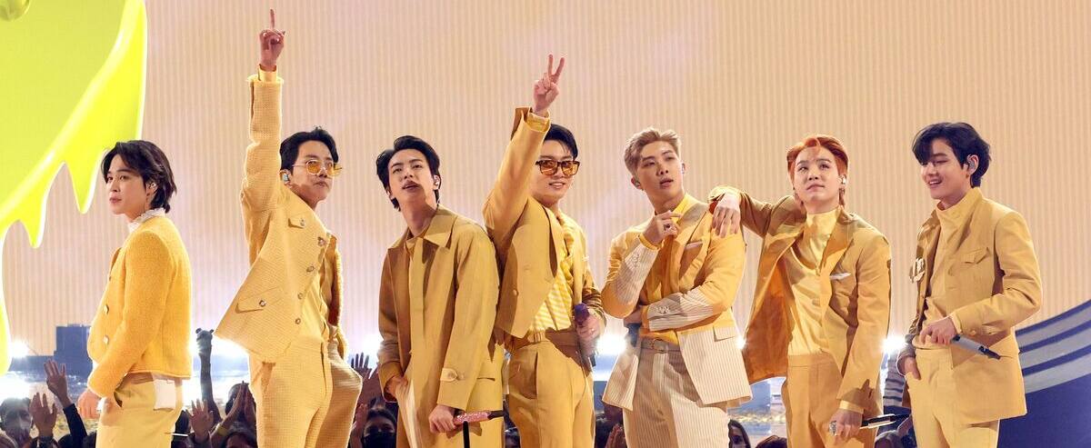 Trois membres de BTS positifs à la COVID-19