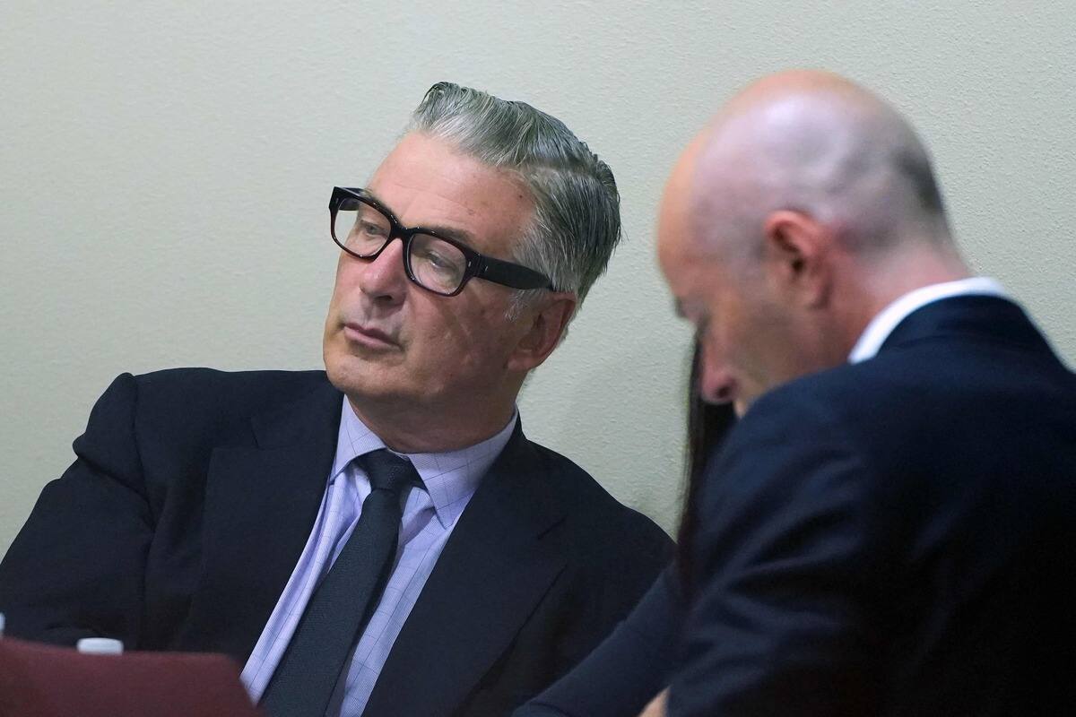 Le proc&egrave;s d&rsquo;Alec Baldwin pour homicide involontaire interrompu par surprise