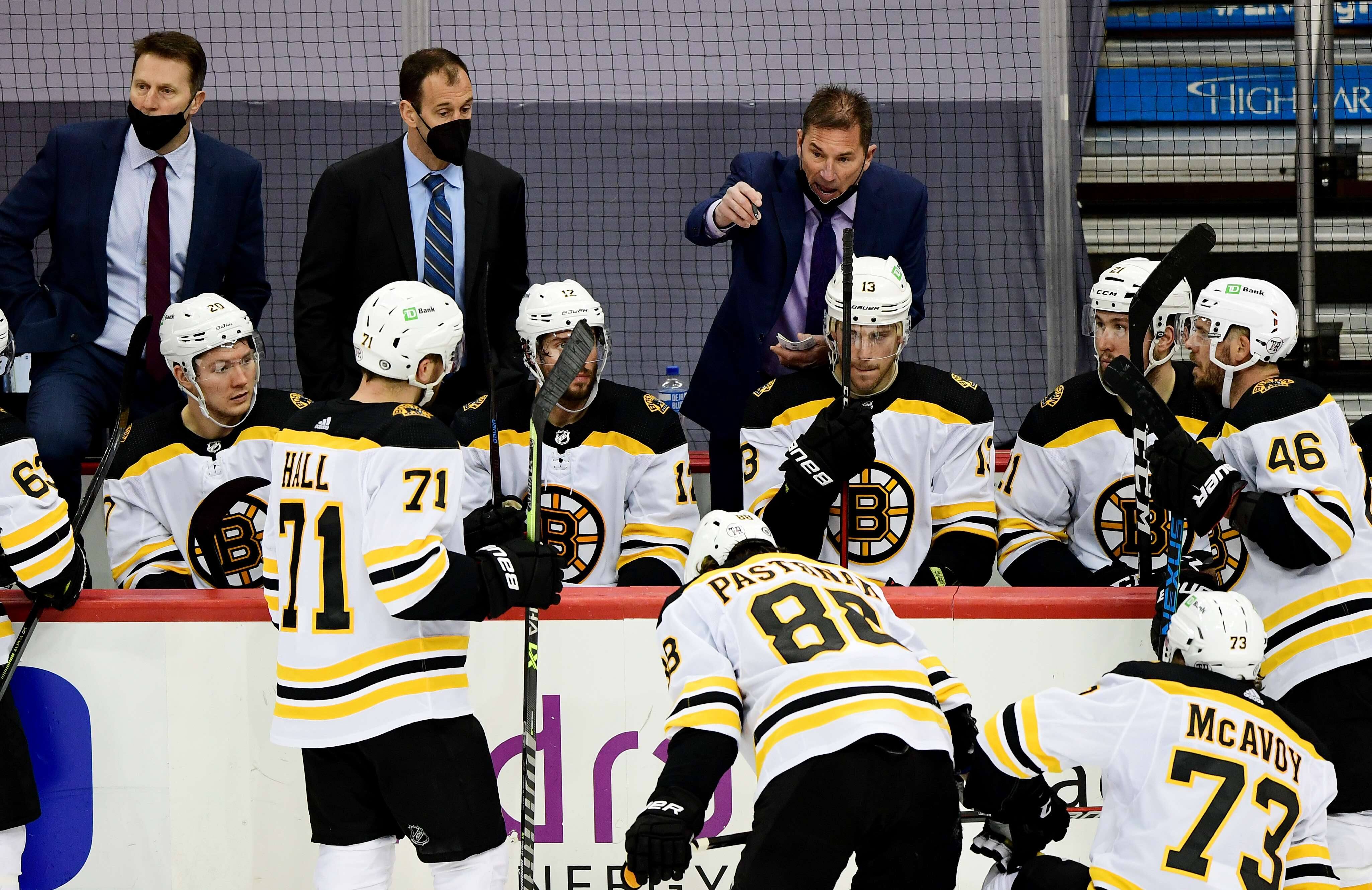 L'entraîneur des Bruins s'attend à pas mal mieux - TVA Sports