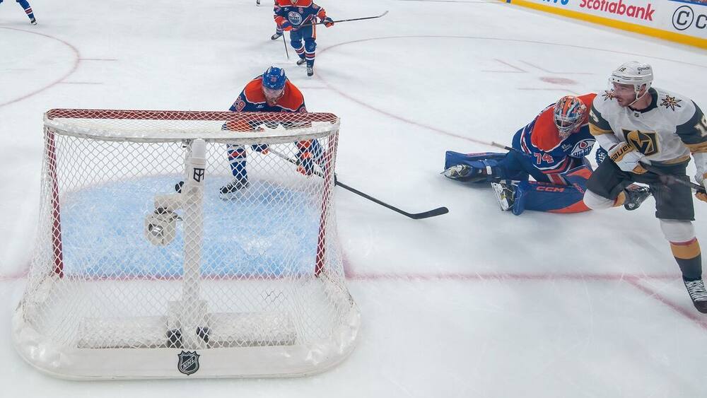 Une autre défaite pour Stuart Skinner: «On n’a pas perdu à cause de lui», soutient Zach Hyman