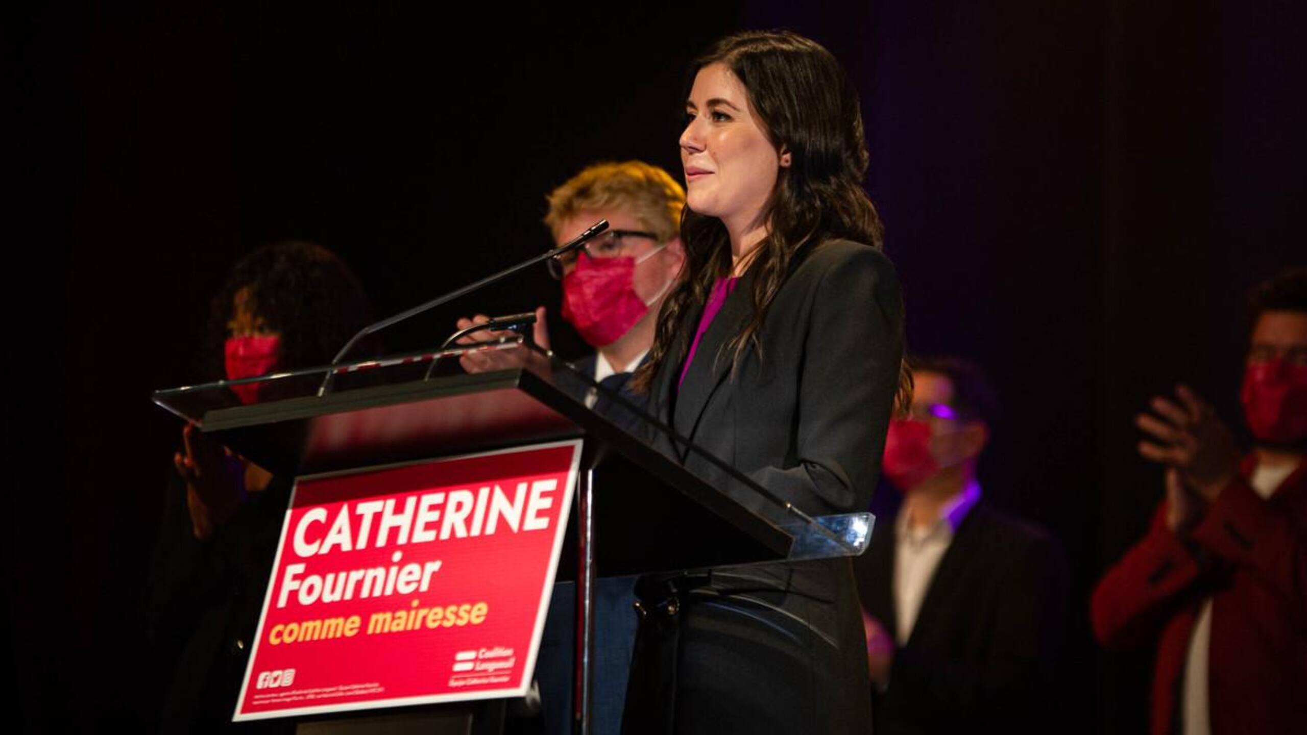 À 29 ans, Catherine Fournier est élue mairesse de Longueuil | QUB | QUB ...