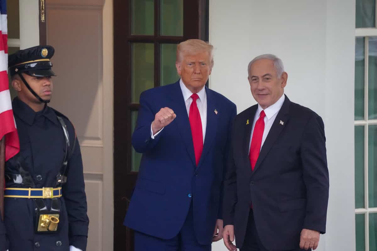 «Un dossier explosif»: la guerre avec l’Iran profite à Nétanyahou, mais nuit à Trump