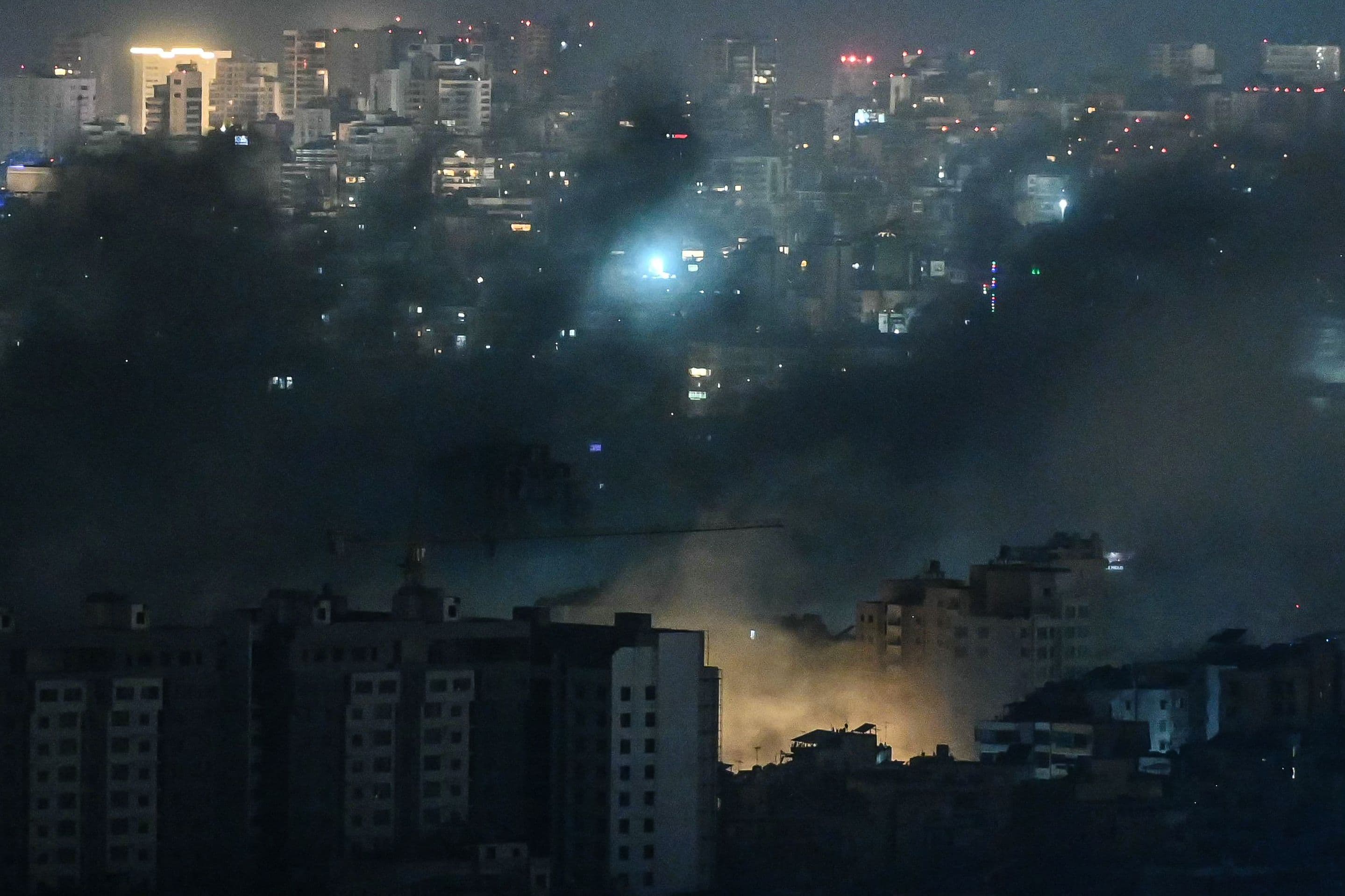 EN DIRECT | Aucun signe d&rsquo;apaisement apr&egrave;s un mois de guerre au Moyen-Orient