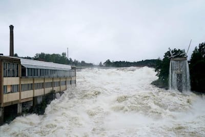 Norway floods: thousands evacuated