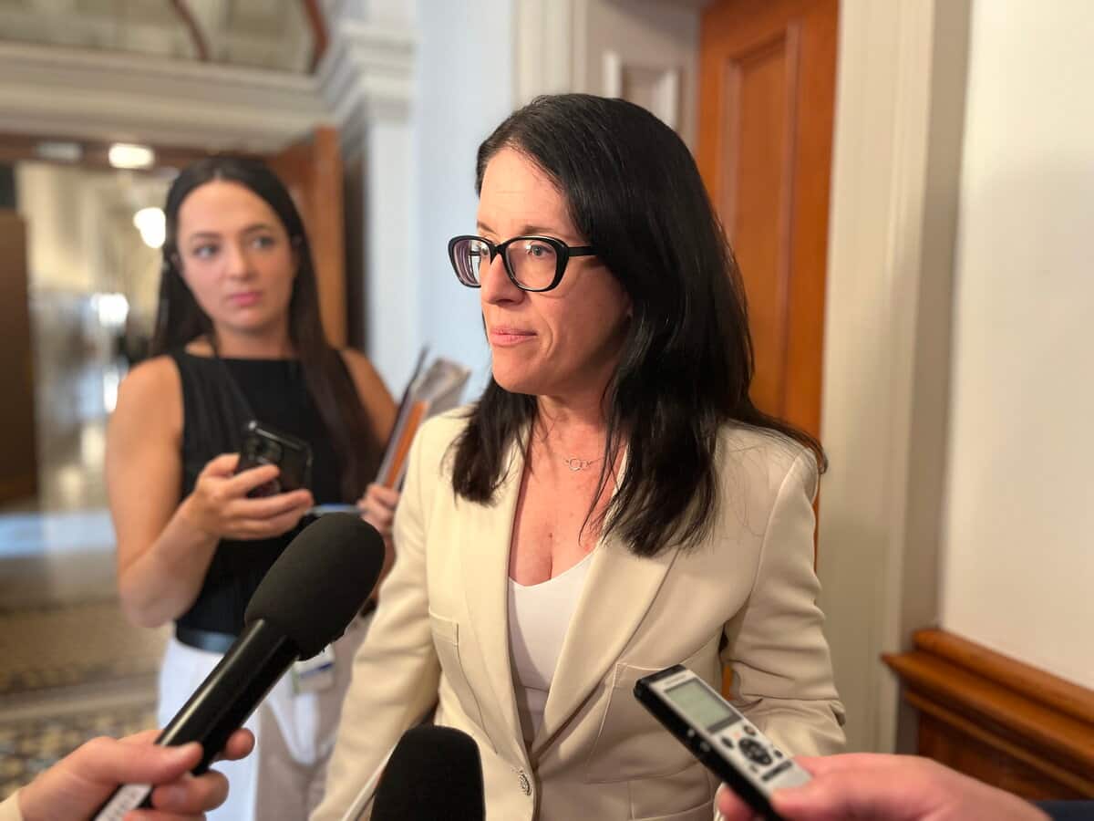 La&iuml;cit&eacute; dans les &eacute;coles: les &eacute;ducatrices ne pourront porter de signes religieux