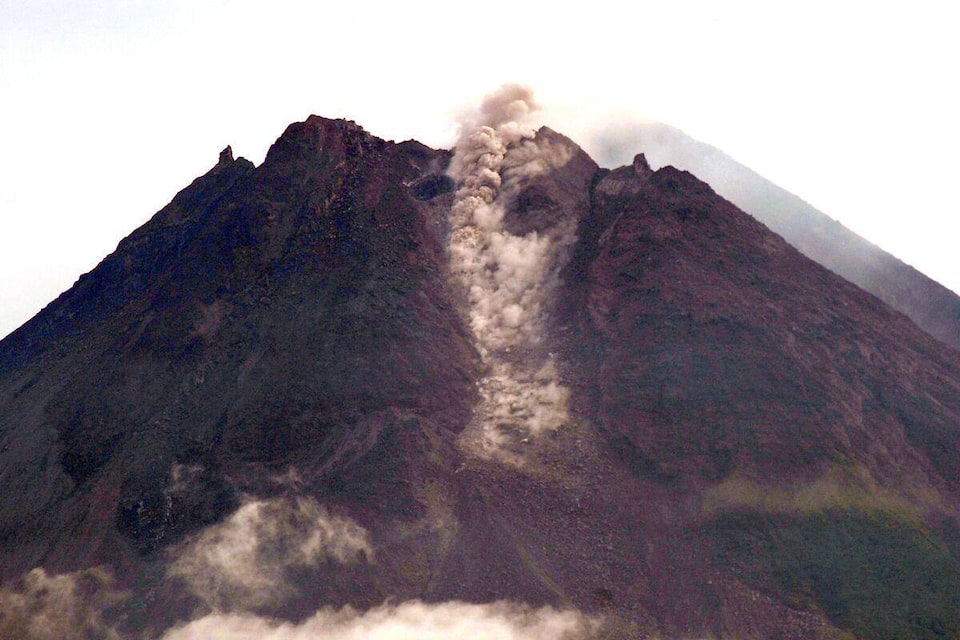 Indon sie le volcan Merapi entre en ruption TVA Nouvelles Indon sie le volcan Merapi entre en ruption TVA Nouvelles