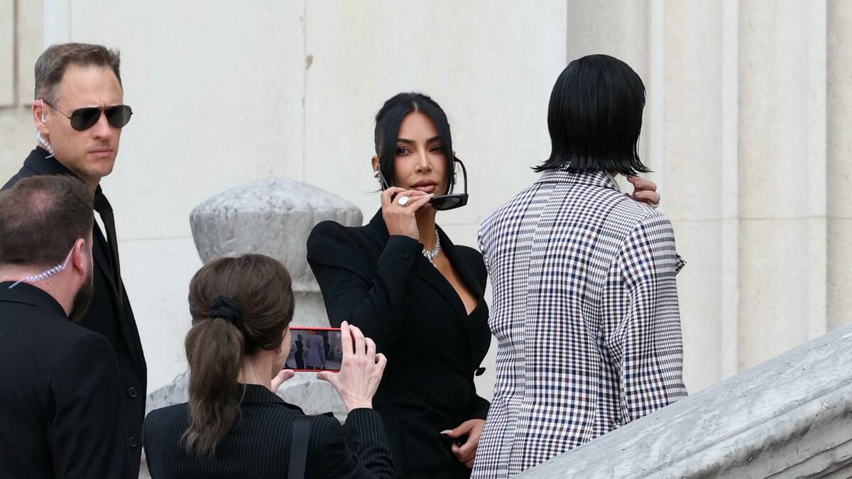 «J'étais certaine de mourir cette nuit-là»: Kim Kardashian témoigne à son procès pour braquage à Paris