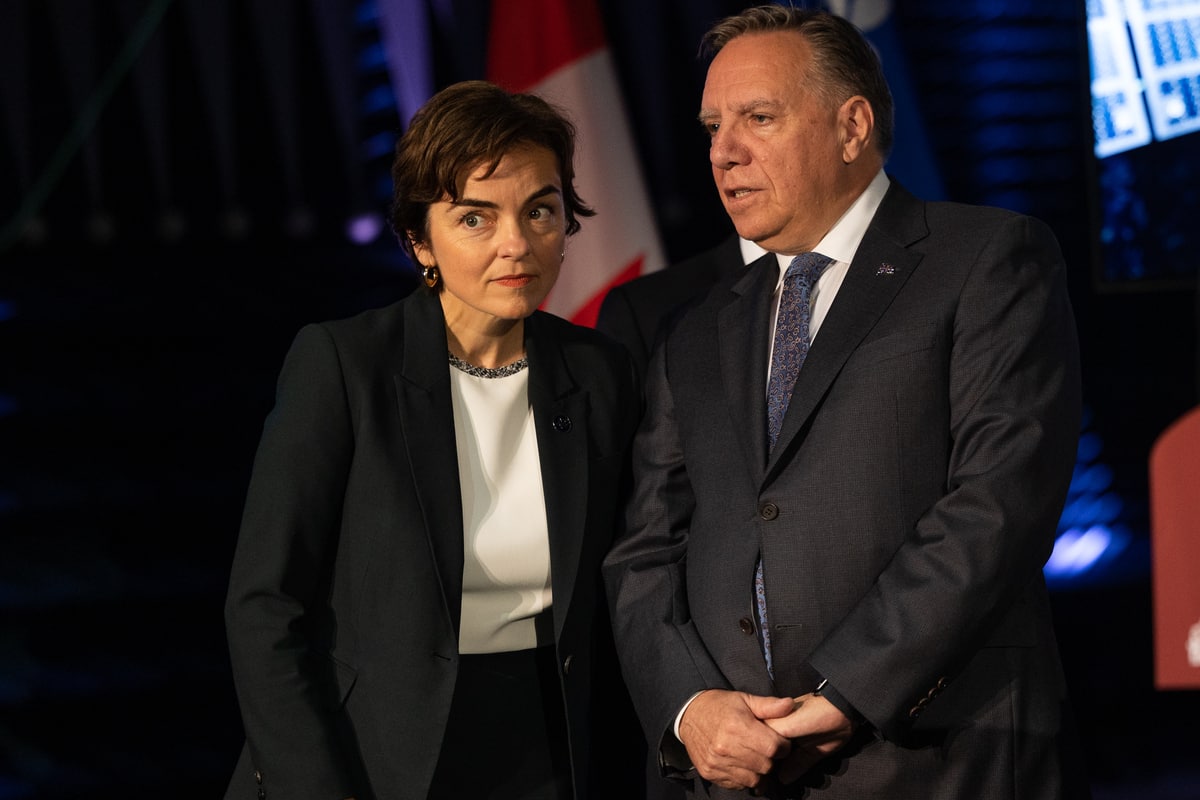 Hausse des tarifs r&eacute;sidentiels d&rsquo;Hydro-Qu&eacute;bec &agrave; 3,6%: en col&egrave;re, Legault forc&eacute; de l&eacute;gif&eacute;rer