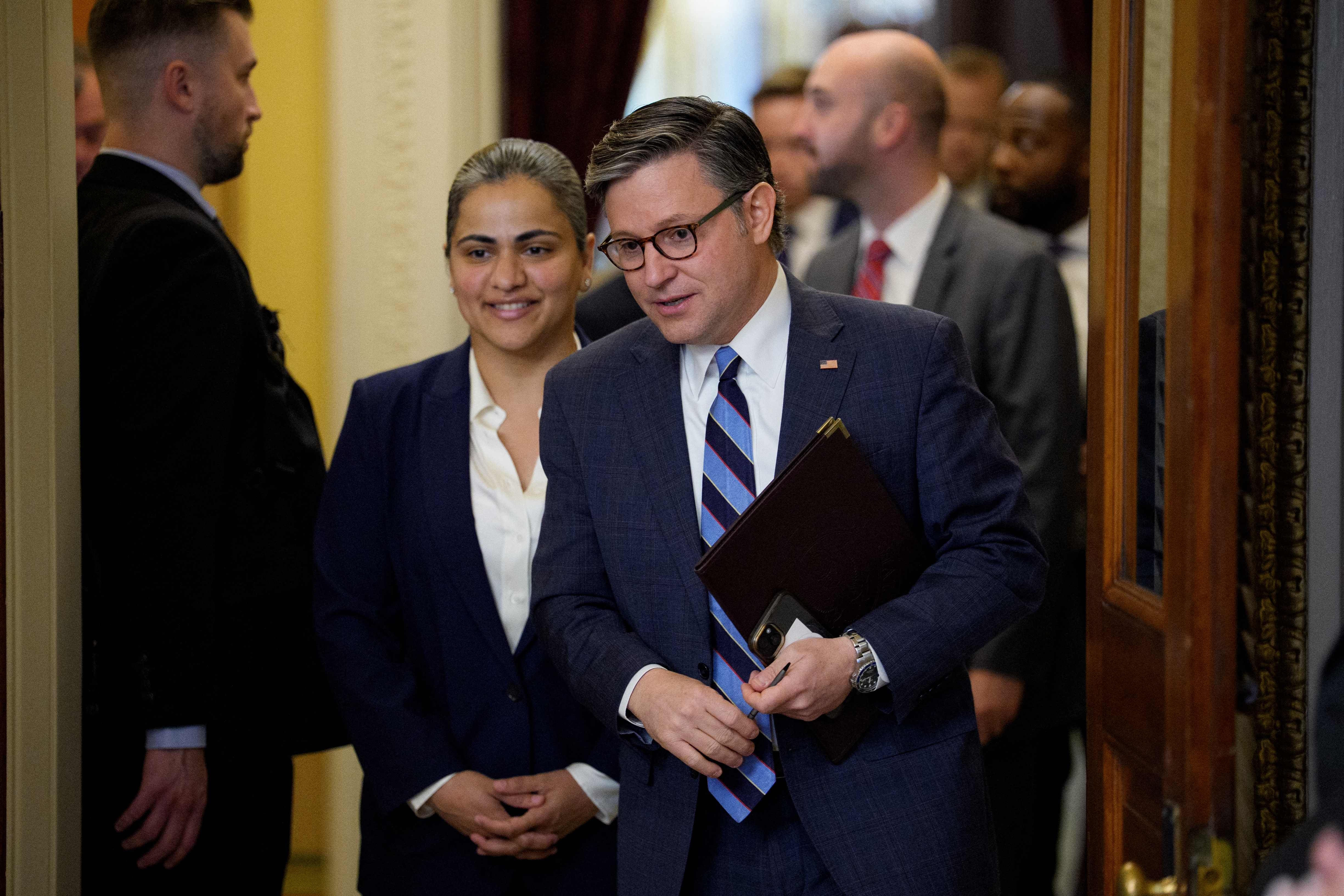 États-Unis: le chef de la Chambre des représentants réticent à freiner l'IA