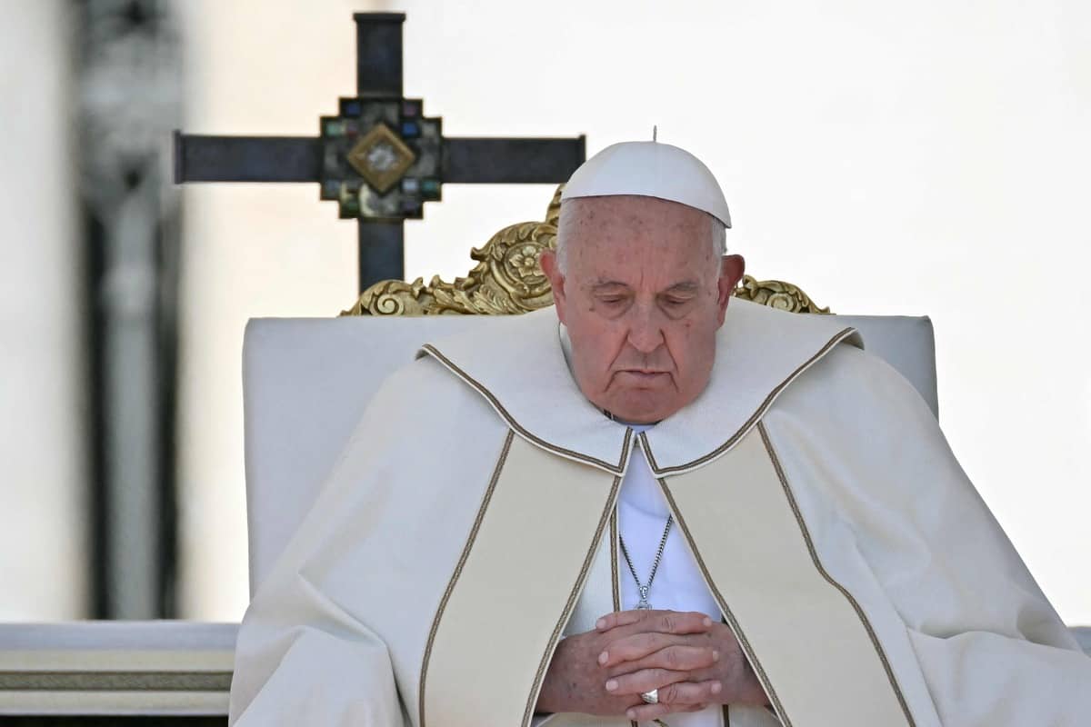 Excuses du pape Fran&ccedil;ois apr&egrave;s l&rsquo;emploi d&rsquo;un terme insultant pour d&eacute;signer les homosexuels