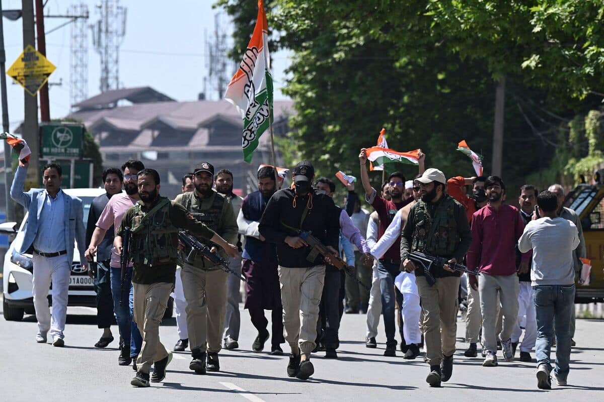 Deux rebelles pr&eacute;sum&eacute;s tu&eacute;s au Cachemire indien dans une fusillade