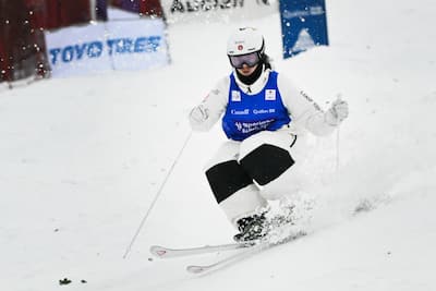 Mikaël Kingsbury relatou sua 100ª vitória na Coupe do mundo dos chefes, vendredi soir, antes dos siens na estação de esqui Val Saint-Côme, em Lanaudière.