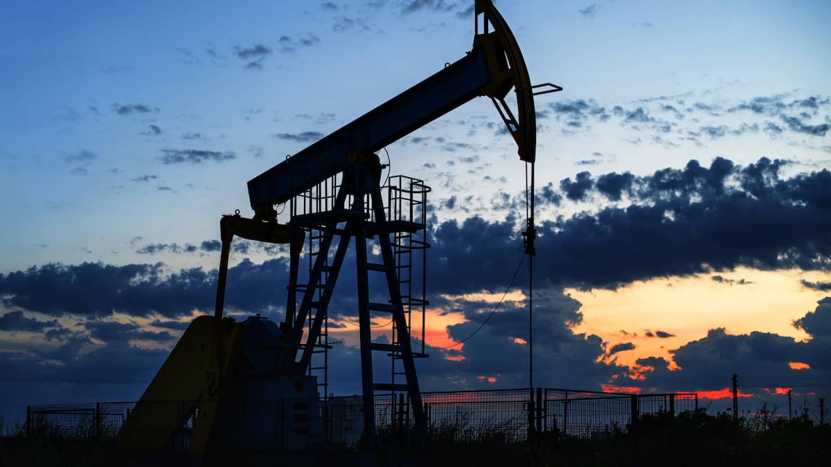 Le pétrole perd plus de 6% avec le confinement partiel de Shanghai