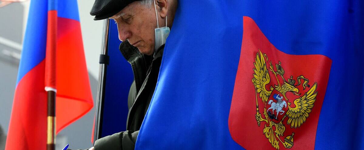 Le parti du Kremlin victorieux de législatives sans opposition anti-Poutine