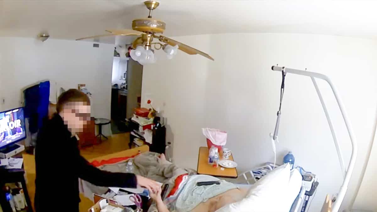 «C'est dégueulasse»: un présumé fraudeur se présente au chevet d'une aînée atteinte de démence